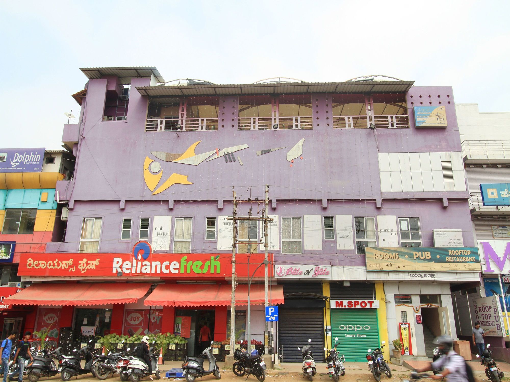 Purple Inn Boutique Hotel Mysore Bagian luar foto